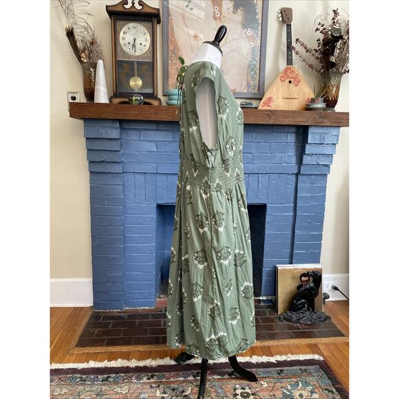 Old Navy XXL Green Floral Midi Dress Smocked 2X Plus Garden Party Boho India - Picture 6 of 16